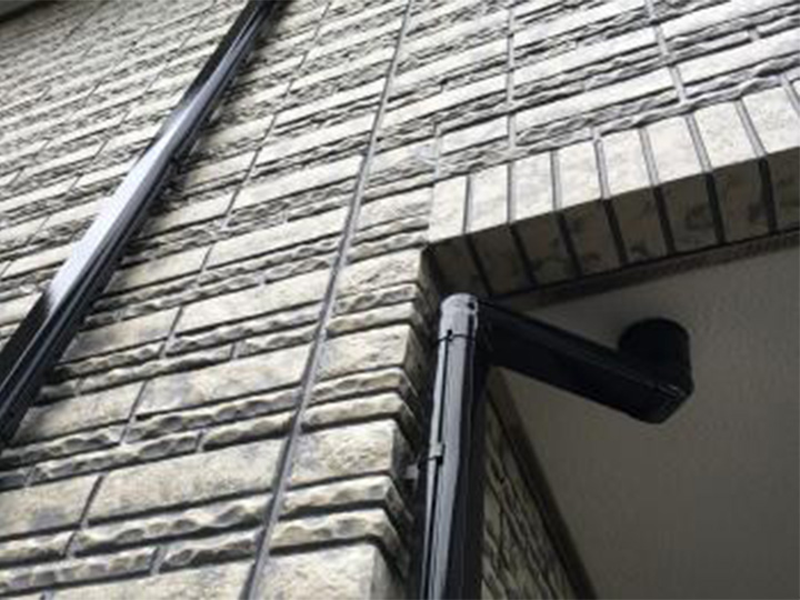 施工後のお写真です。<br />
付帯部まできれいに塗装されています。