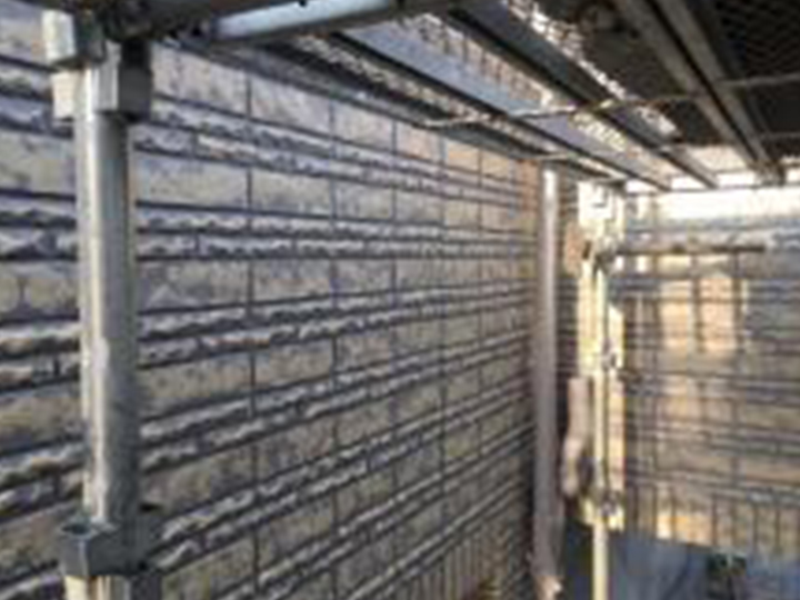 ベースB色の塗布が完成しました。