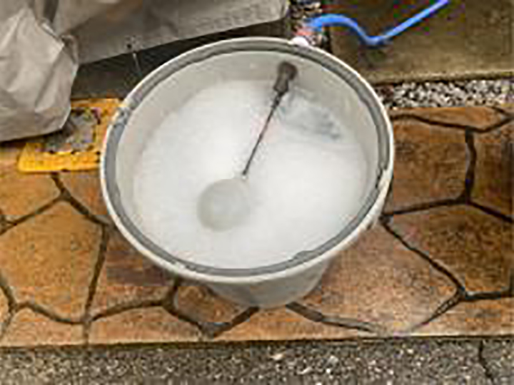 バイオ液を撹拌します。