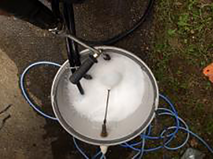 バイオ液を撹拌します。