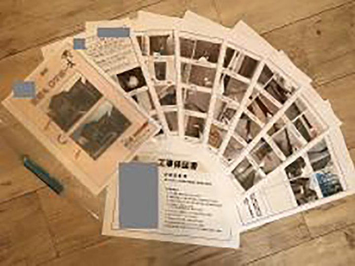 塗替えログポースを贈呈しました。<br />
工事の履歴をしっかり残し、資産価値の向上へ！