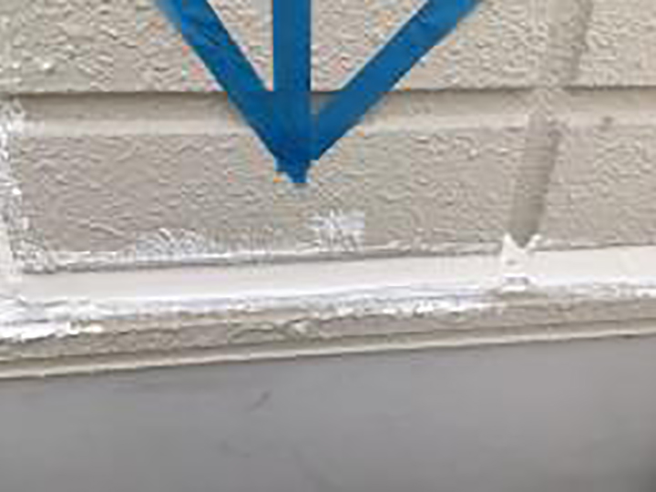 新しいコーキングに打ち替えました。