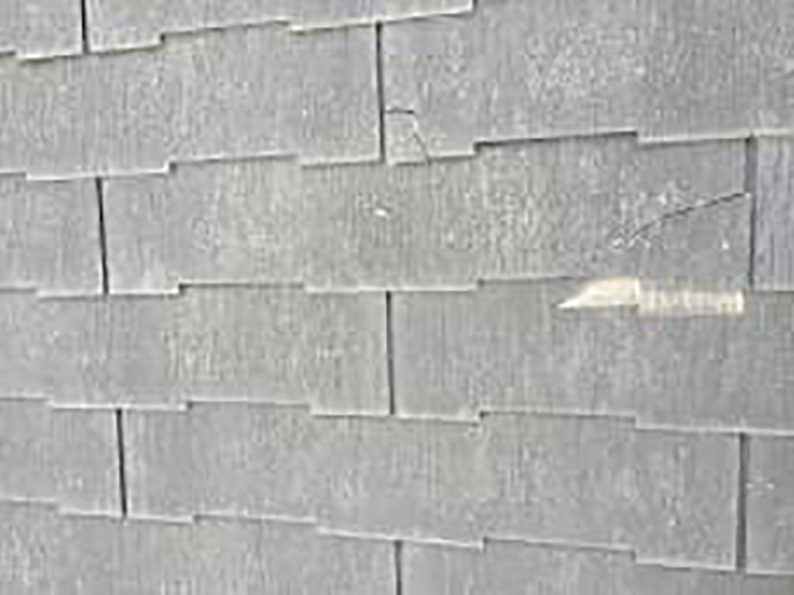 カラーベストのクラック箇所です。