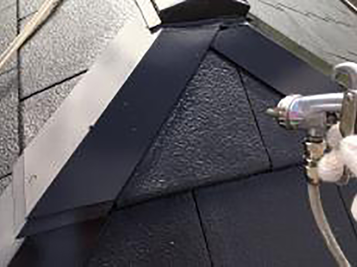 クリヤートップを塗布します。