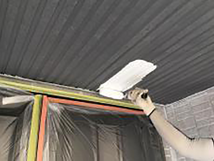 上裏仕上げ1回目を行います。