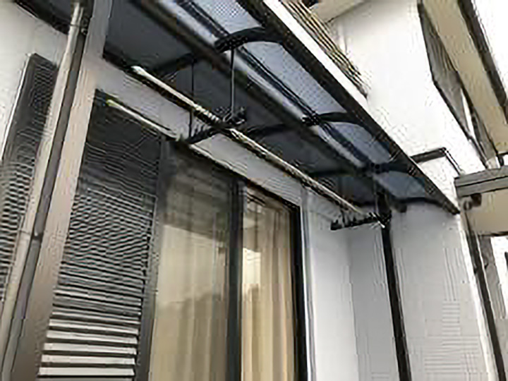 テラス取替え後のお写真です。