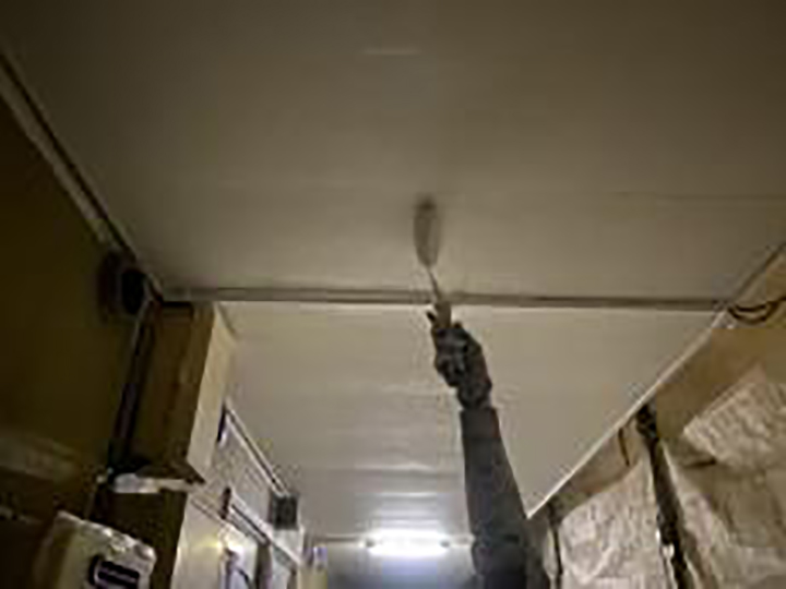 上裏仕上げ2回目を行います。