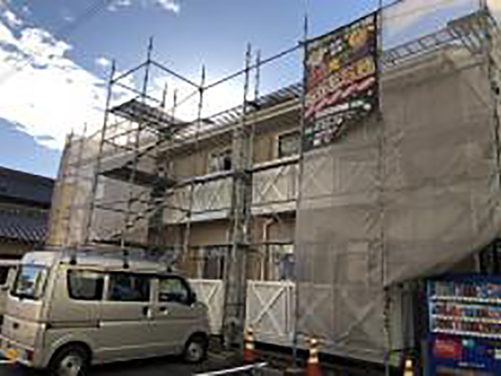 足場解体前に完了立会いを行います。