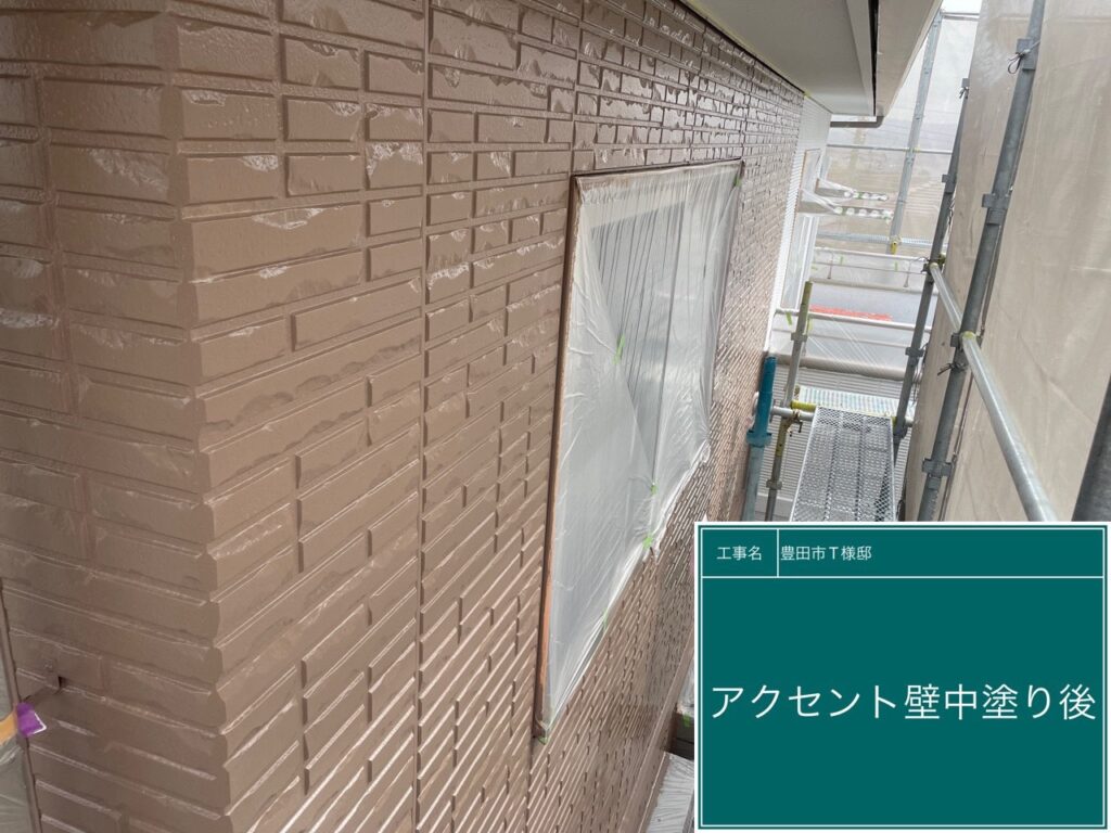 中塗り後です。